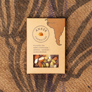 Anker Chokolade - Ecuador 70% mørk chokolade m. abrikos, mandler og græskarkerner