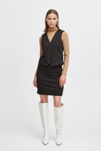 Indlæs billede til gallerivisning B. Young - Ravna vest - Black stripe mix