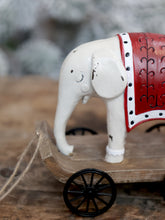 Indlæs billede til gallerivisning Chic Antique - Vintage Elefant på hjul - Cherry