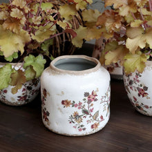 Indlæs billede til gallerivisning Nancy Skjuler m. blomstermotiv