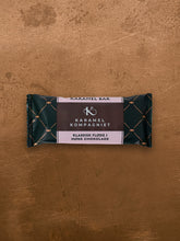 Indlæs billede til gallerivisning Karamel Kompagniet karamelbar &quot;klassisk fløde i mørk chokolade&quot;