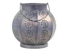 Indlæs billede til gallerivisning Chic Antique zink-lanterne m/hulmønster